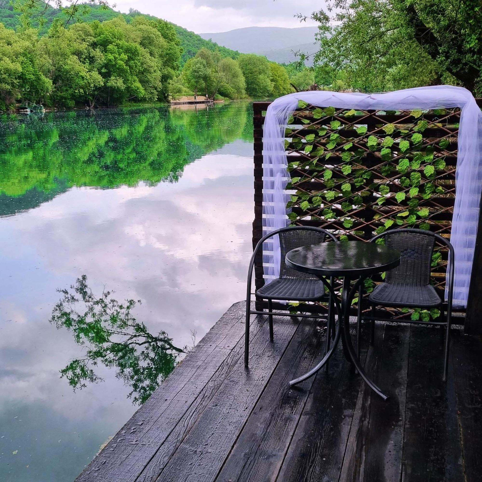 Villa Sara On River Una Bihać Exteriér fotografie